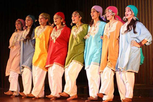 We are Jammuist: Traditional dress of Jammu & Kashmir | Traditional dresses,  Dress culture, Indian women